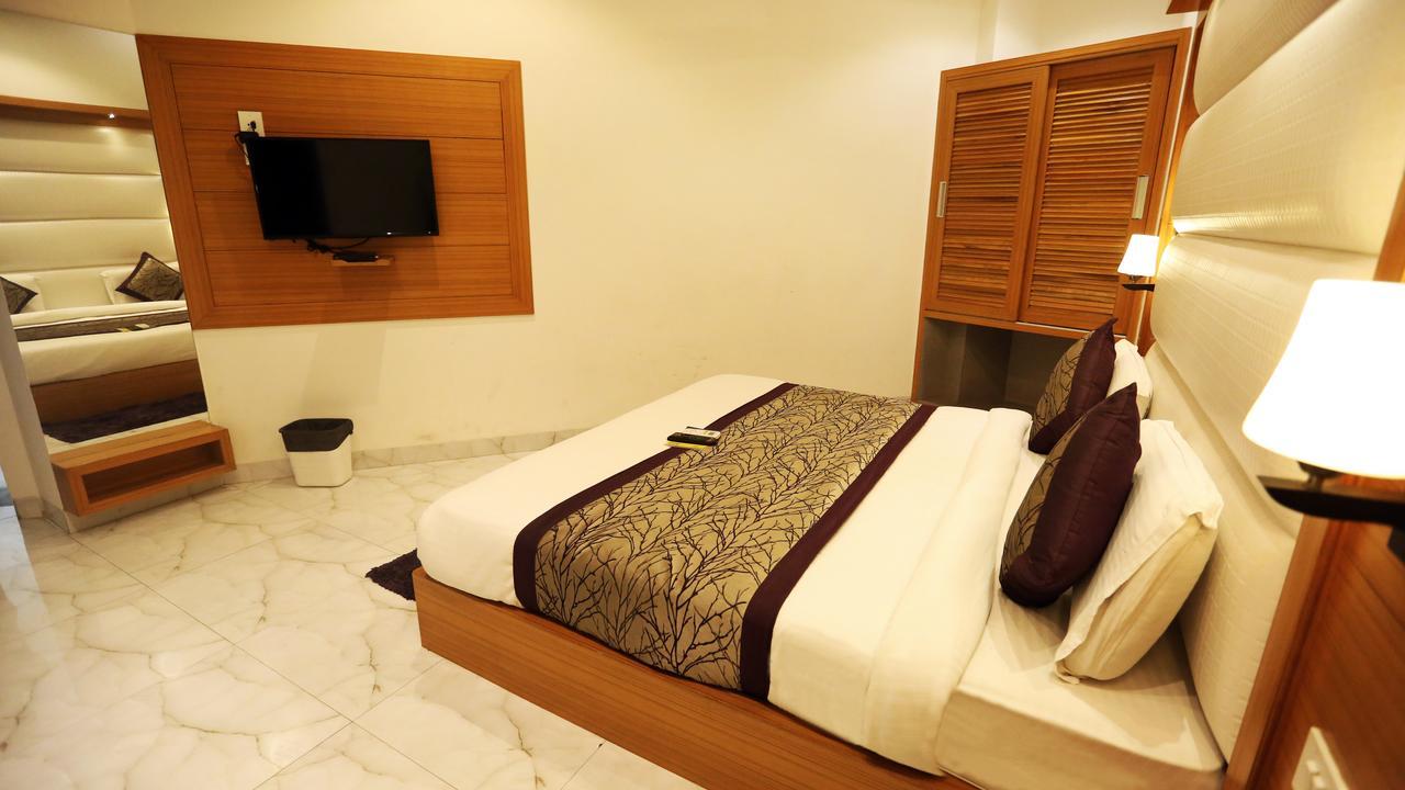 Hotel Aero Star Near Delhi Airport Yeni Delhi Dış mekan fotoğraf